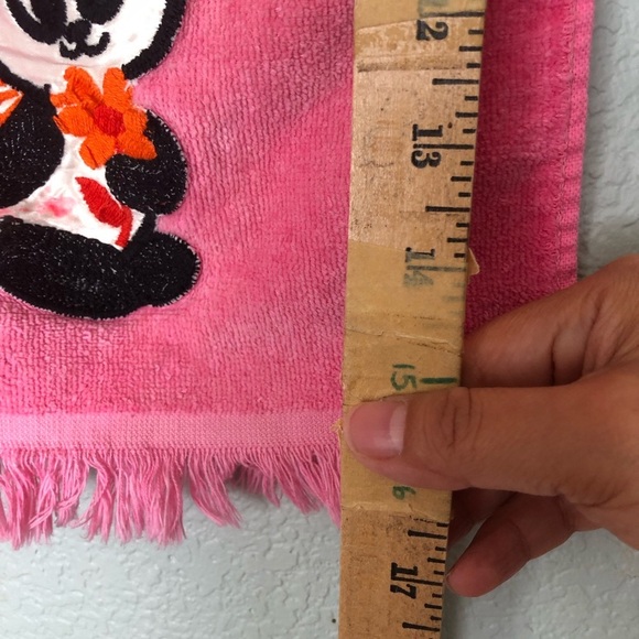 Vintage Pink hand Towel with Panda Design - Picture 7 of 7